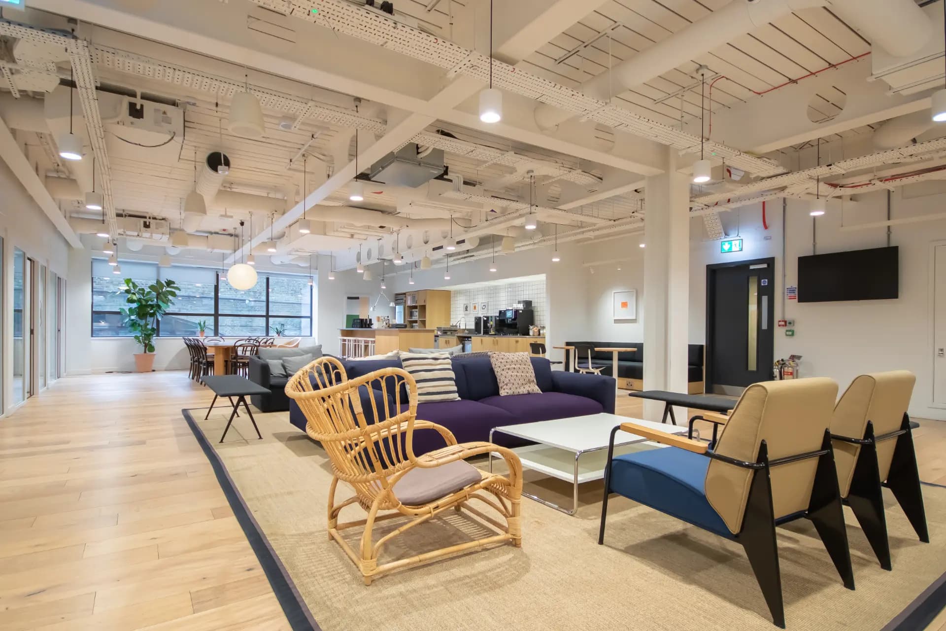 Day office at Shoreditch Exchange